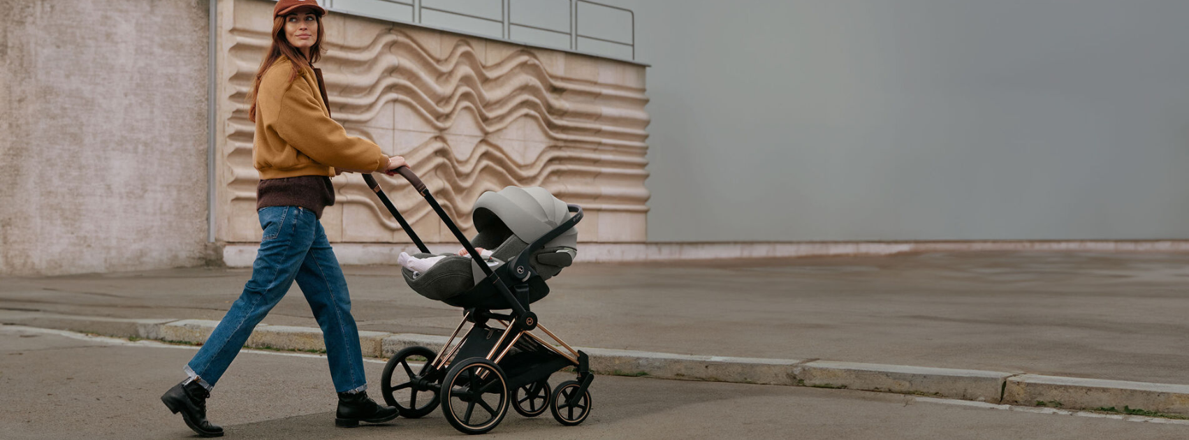 a akcia blog cybex cloud t i-size plus na konštrukcii priam